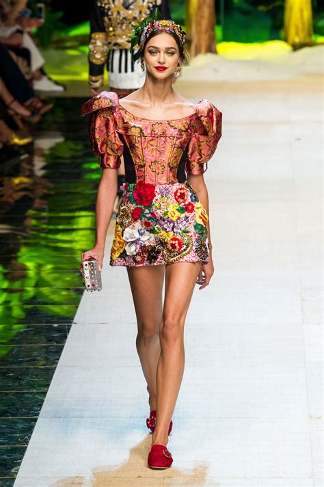 dolce gabbana roupa|dolce gabbana clothing online.